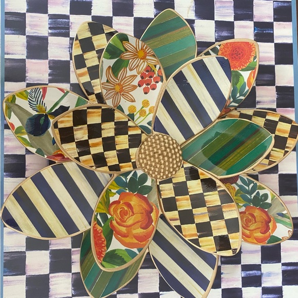 MacKenzie-Childs Large Wallflower size Large 11” - Picture 10 of 16